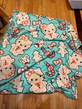Northwest Aqua Hello Kitty Holiday Plush Throw Blanket